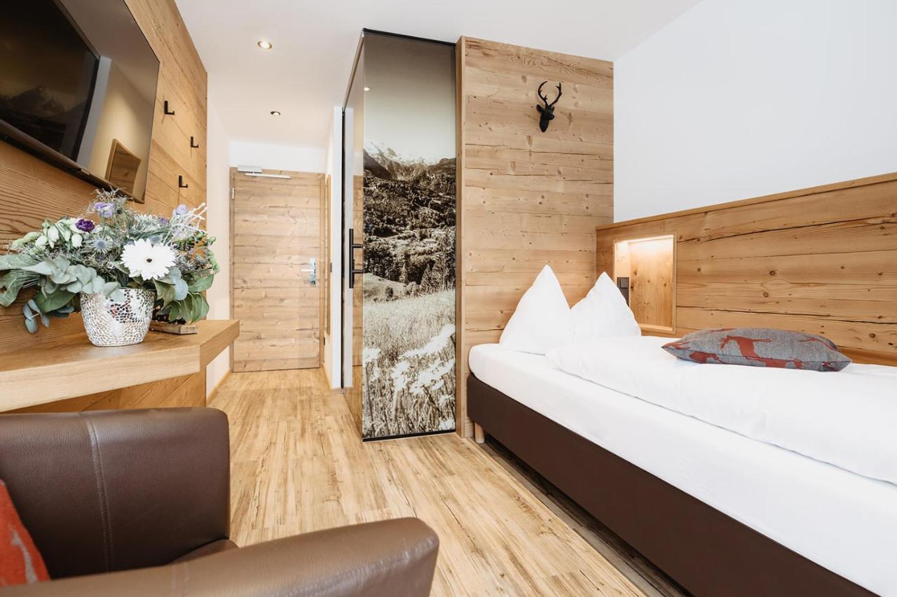 Embacher Sporthotel Экстерьер фото